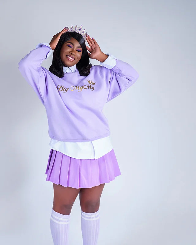 Editorial portrait in lilac